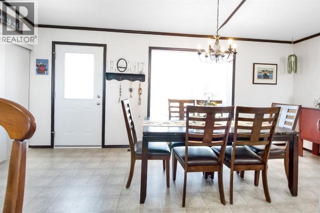 327 3 Street - Image 6