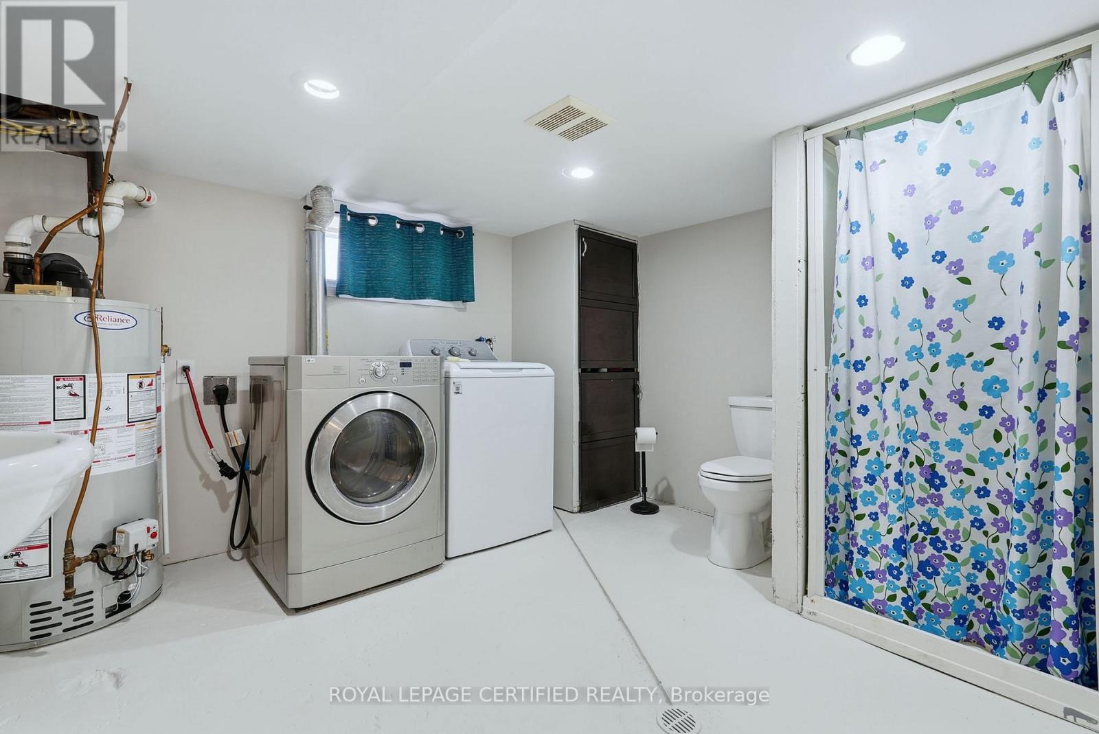 883 7TH AVENUE - 27