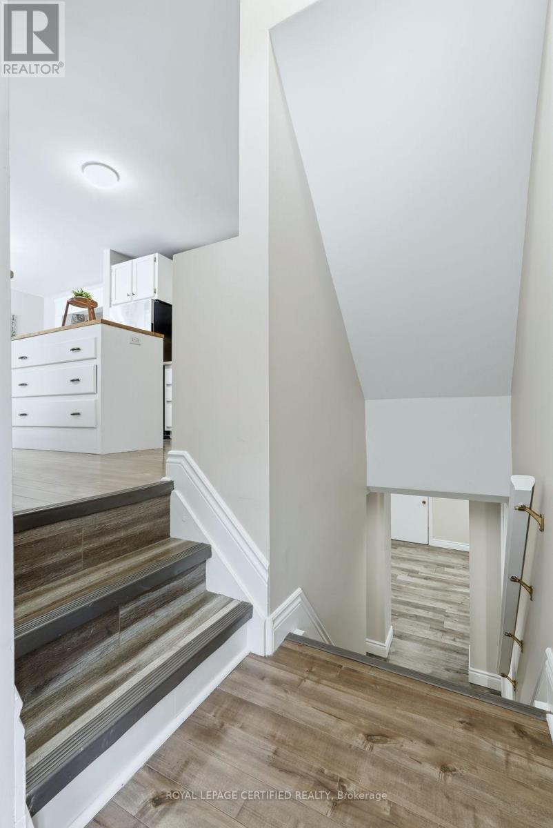 883 7TH AVENUE - 8
