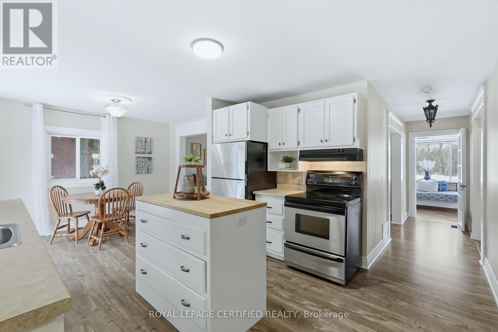 883 7TH AVENUE - 9