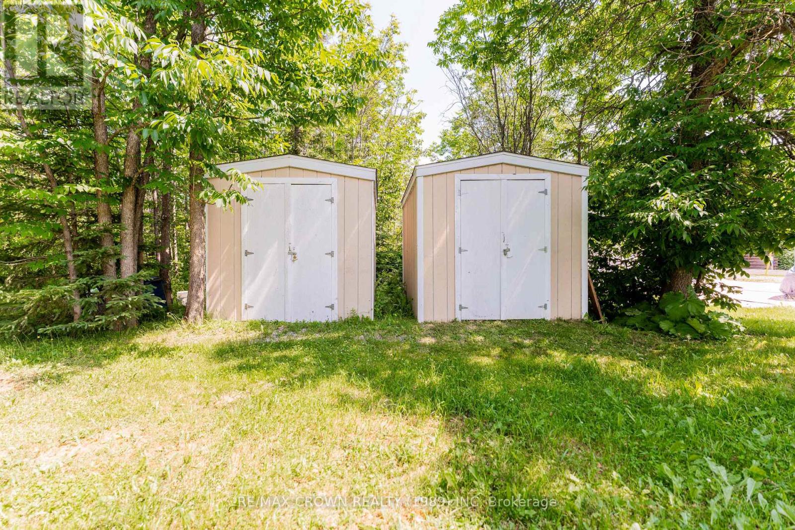 #MOONBEAM 200 LEFEBVRE PENINSULA ROAD - 24
