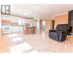 Moonbeam - 200 Lefebvre Peninsula Road, Kapuskasing, ON P0L1V0 Photo 9