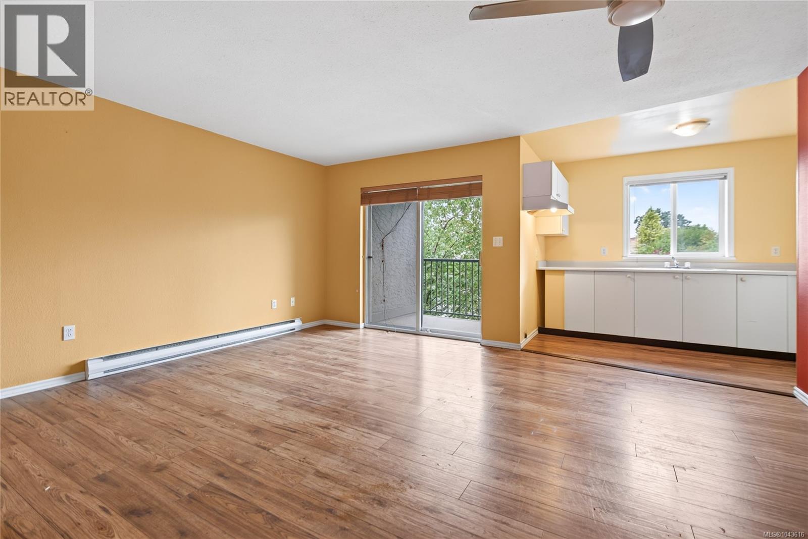 #412 1050 Braidwood Rd - 3