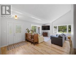 Foyer - 149 Brouse Road, Laurentian Hills, ON K0J1P0 Photo 7