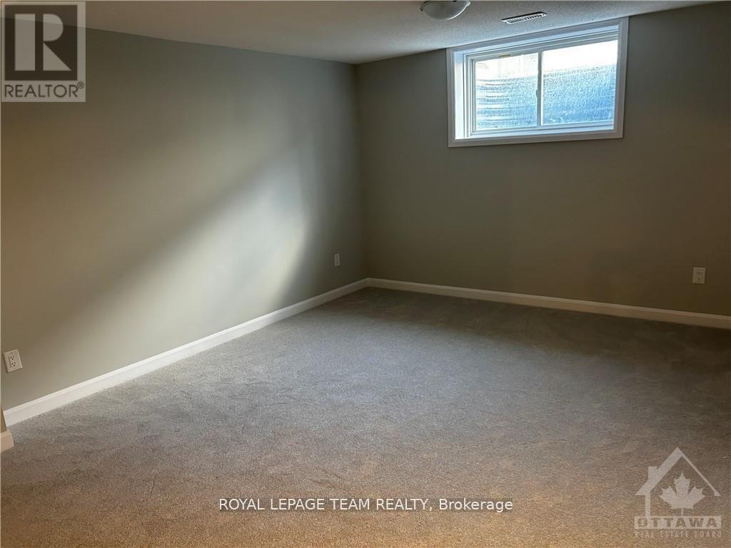 House for Rent in Ottawa – 179 SHALLOW POND PLACE, Ottawa – By Peter Sagos - Image 21