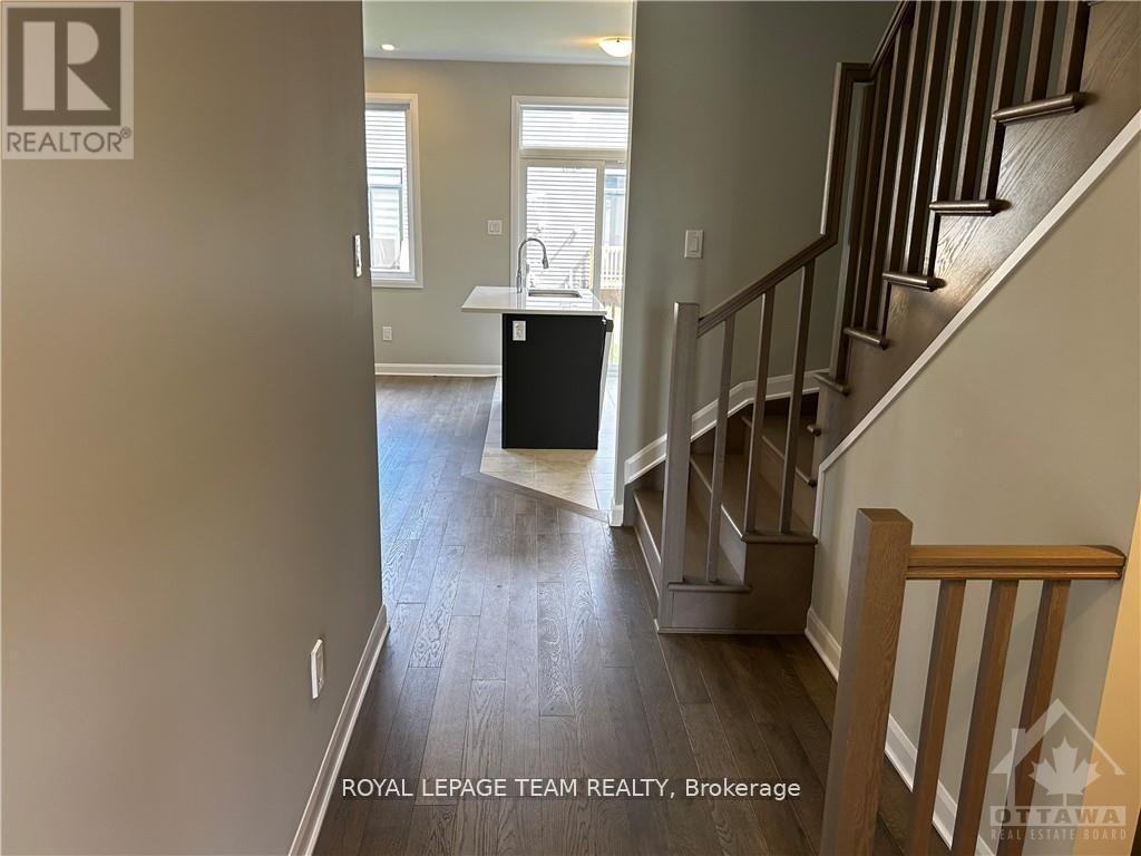 House for Rent in Ottawa – 179 SHALLOW POND PLACE, Ottawa – By Peter Sagos - Image 3