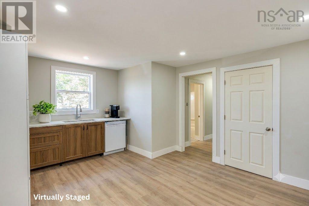 982 Pickering Lane - 9