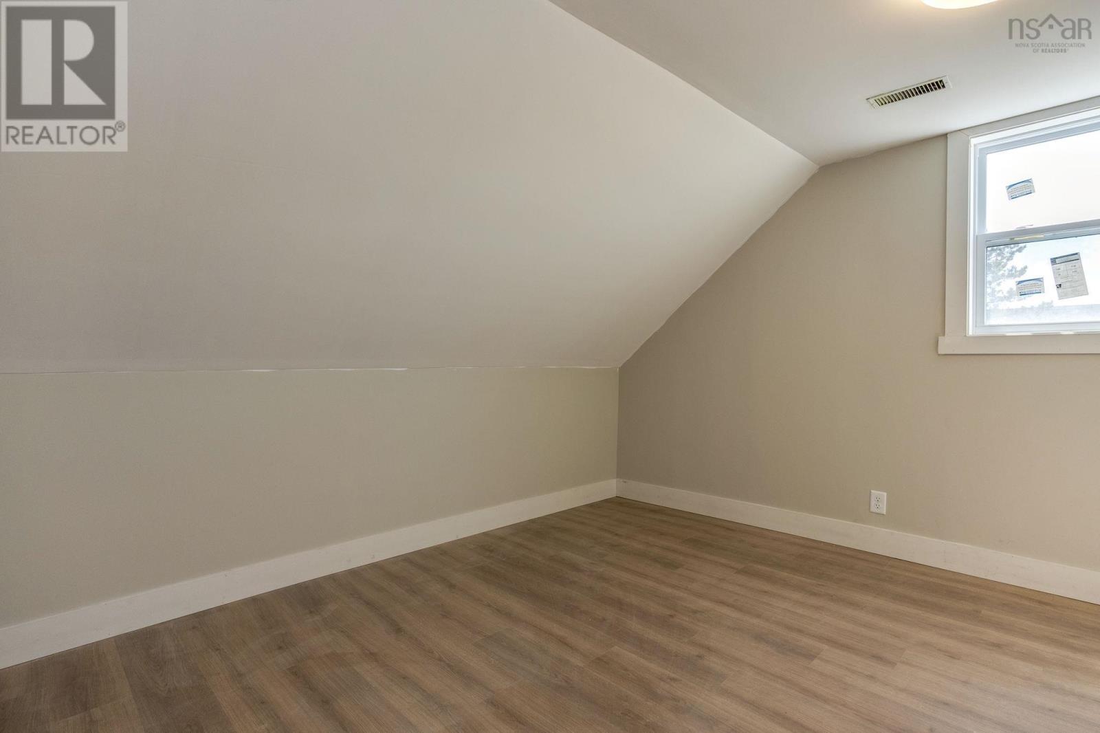 982 Pickering Lane - 19