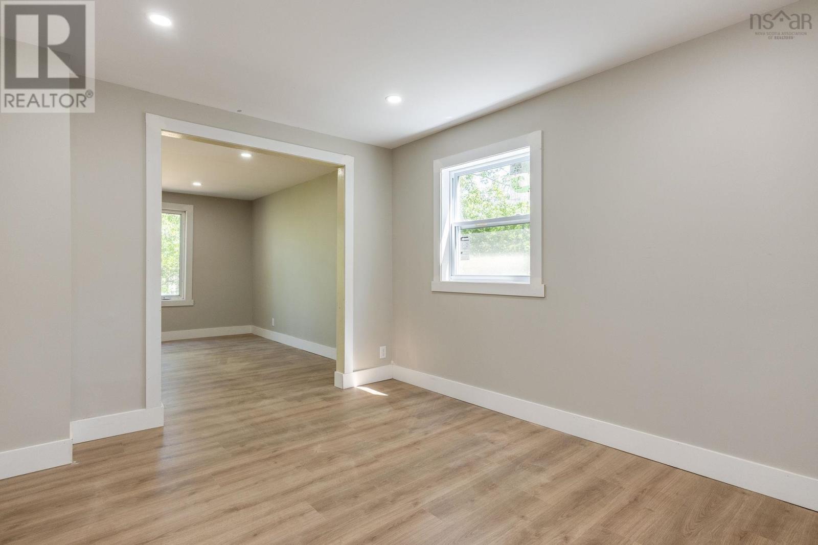 982 Pickering Lane - 5