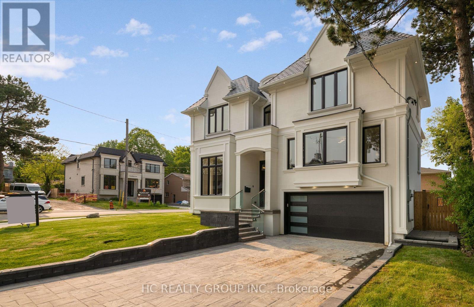 7 KNOLLVIEW CRESCENT - 2