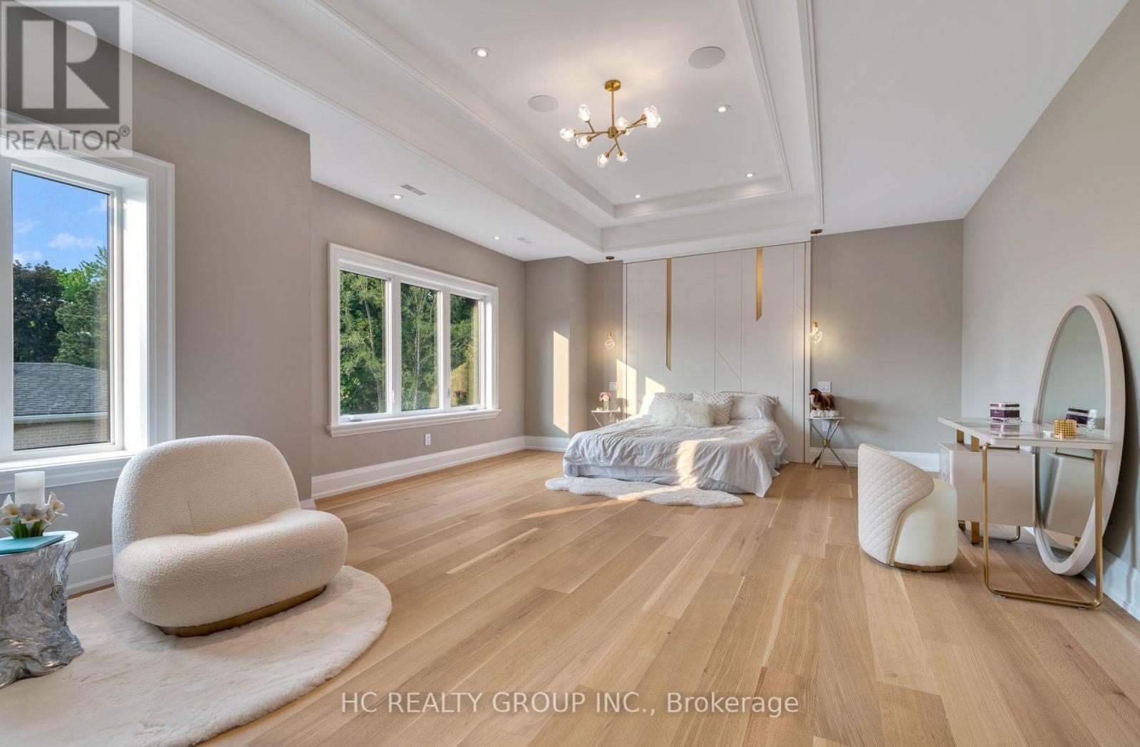 7 KNOLLVIEW CRESCENT - 24
