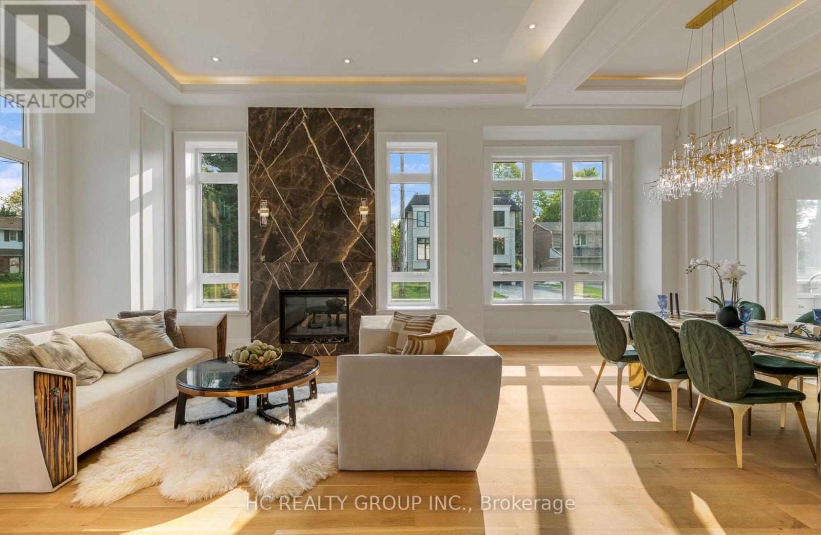 7 KNOLLVIEW CRESCENT - 4