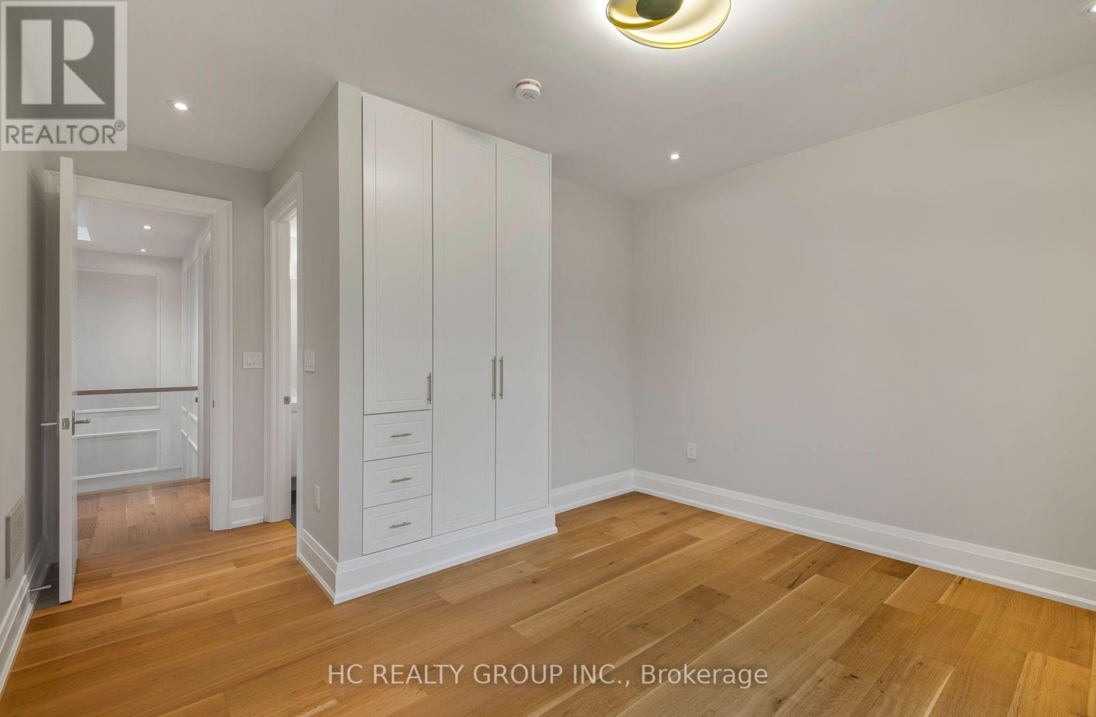 7 KNOLLVIEW CRESCENT - 33