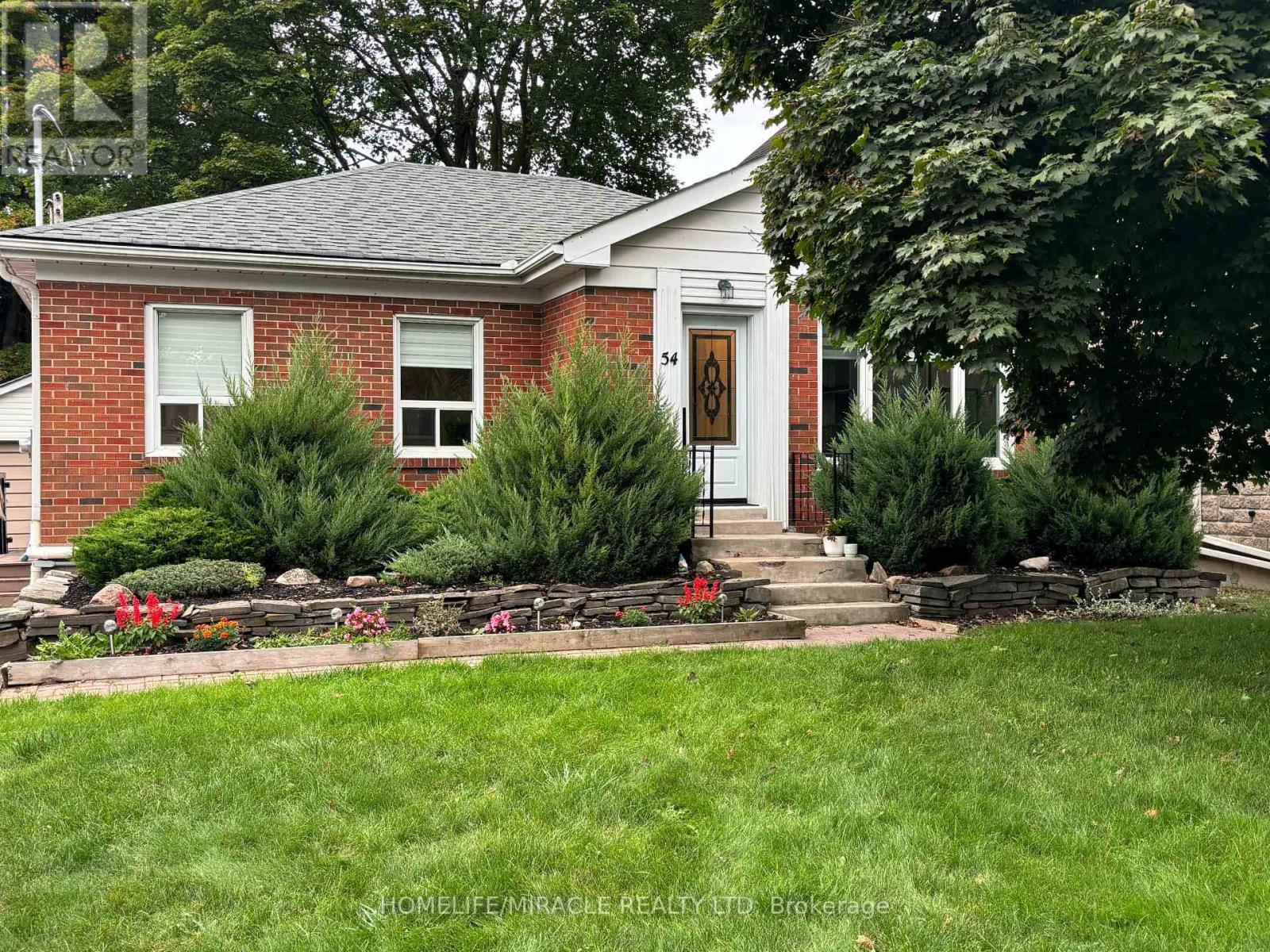 Photo of 54 Hawman Avenue
