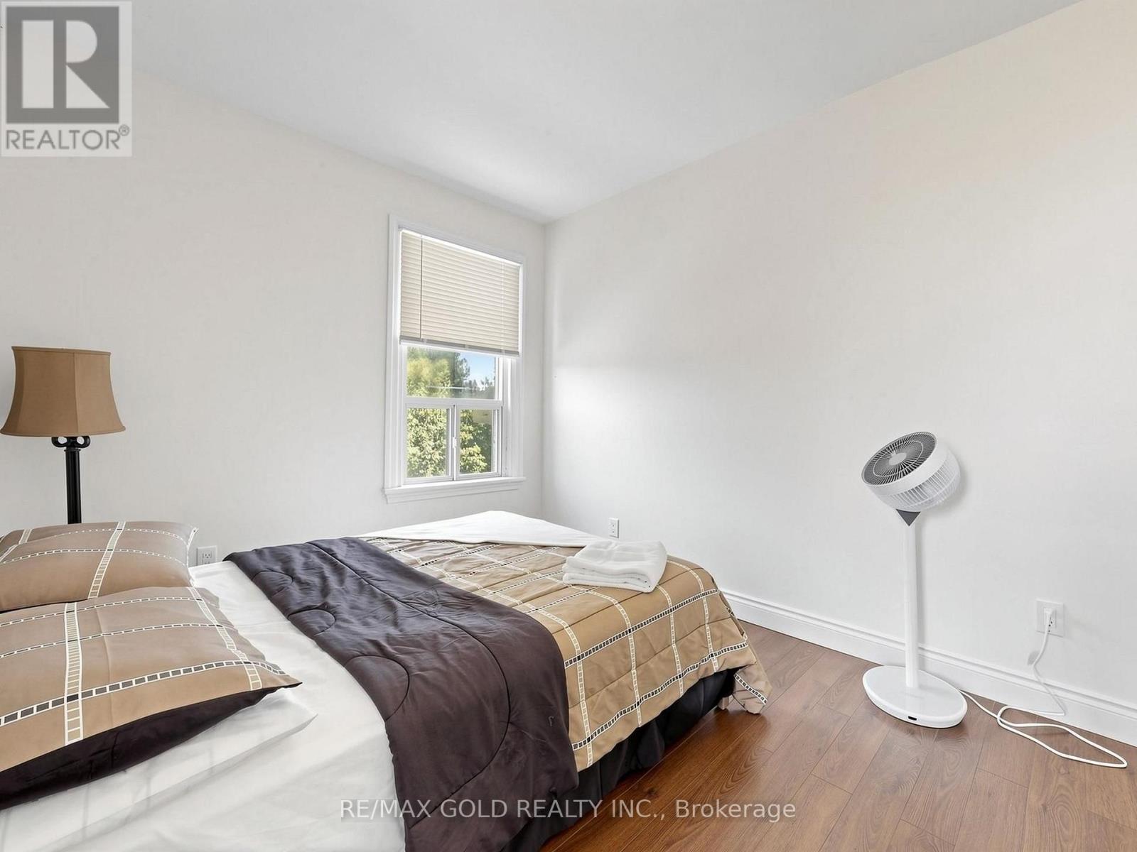 746 KING STREET W - 18