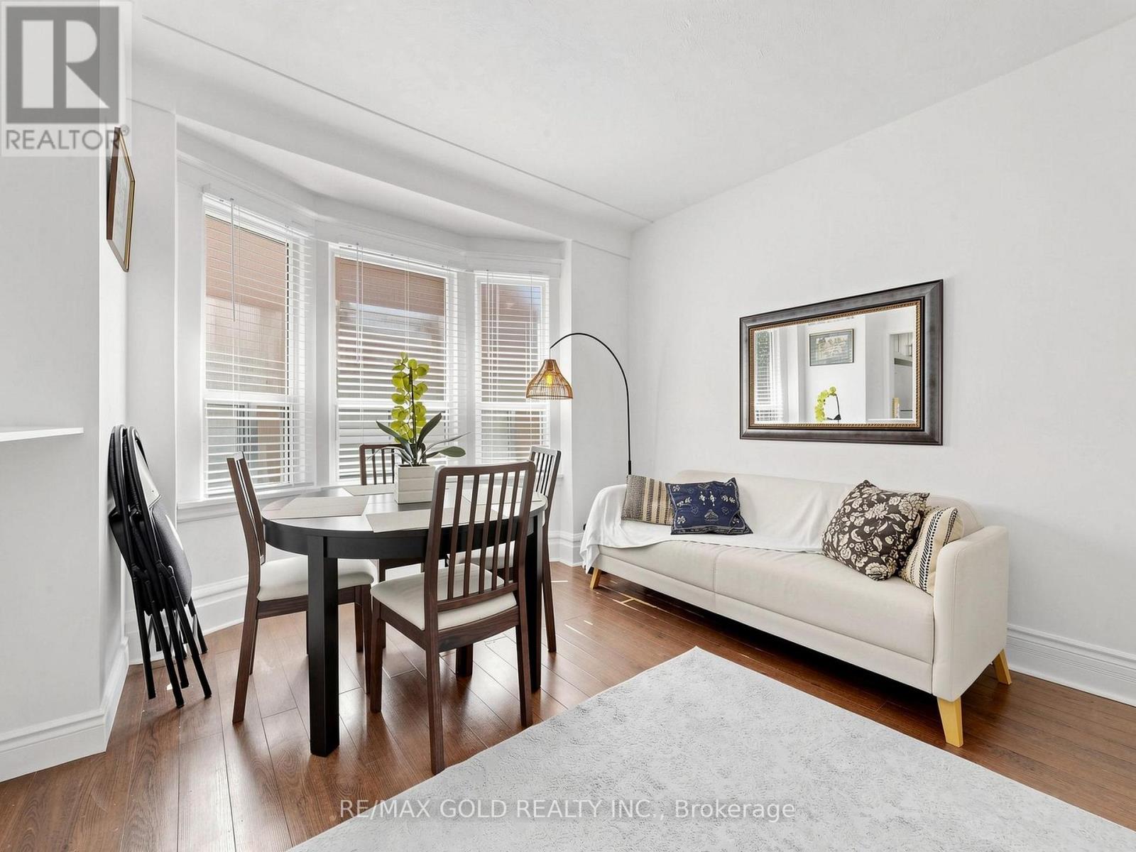 746 KING STREET W - 9