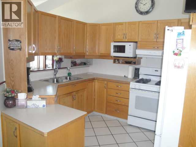 94 Heritage Lane W - 5