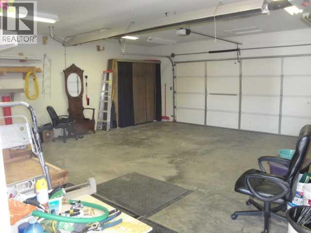 94 Heritage Lane W - 30