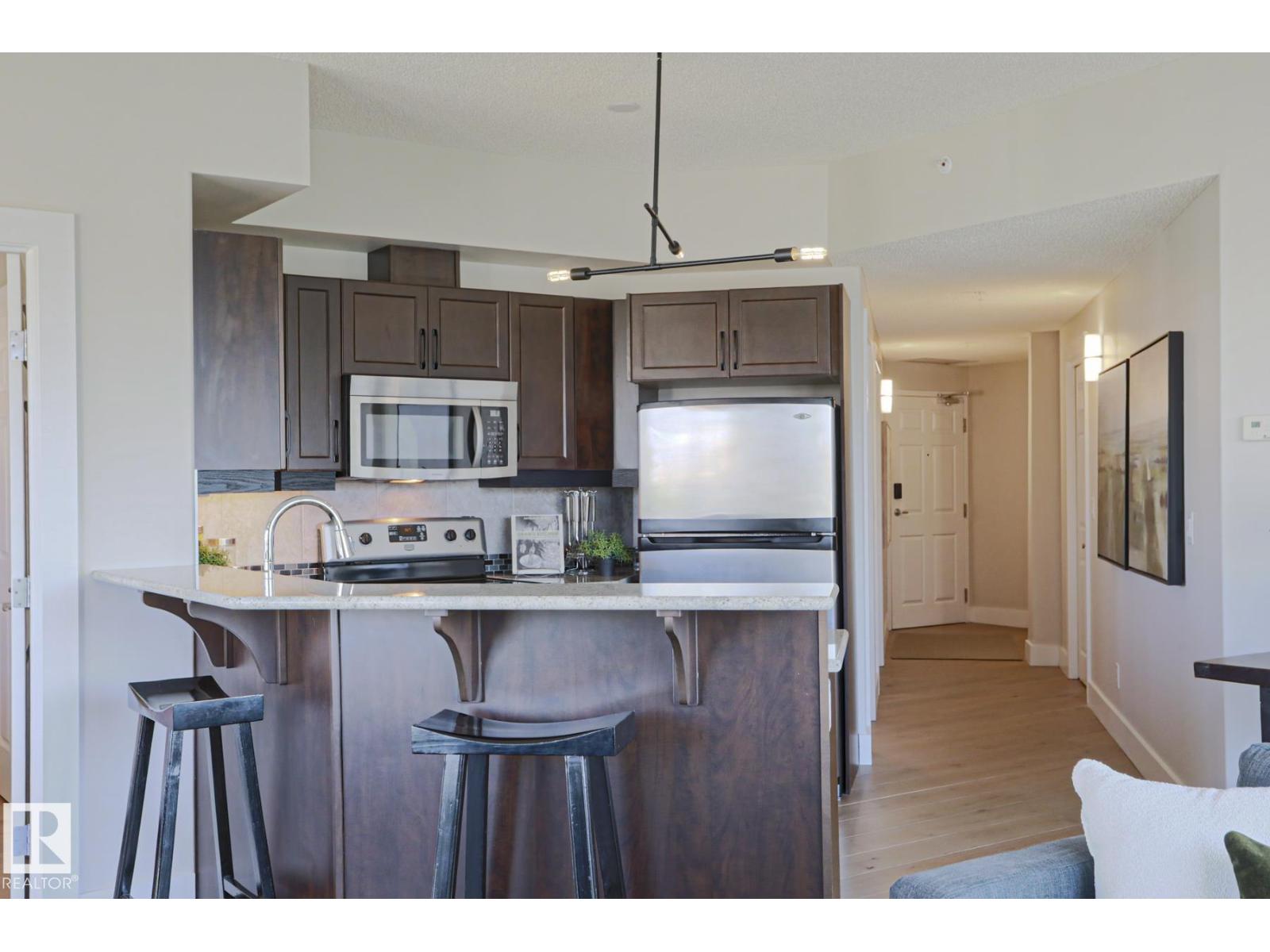 #703 10303 111 ST NW - 30