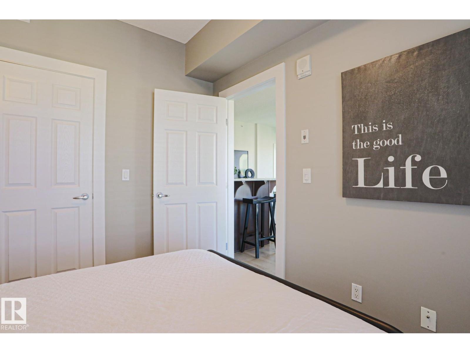 #703 10303 111 ST NW - 25