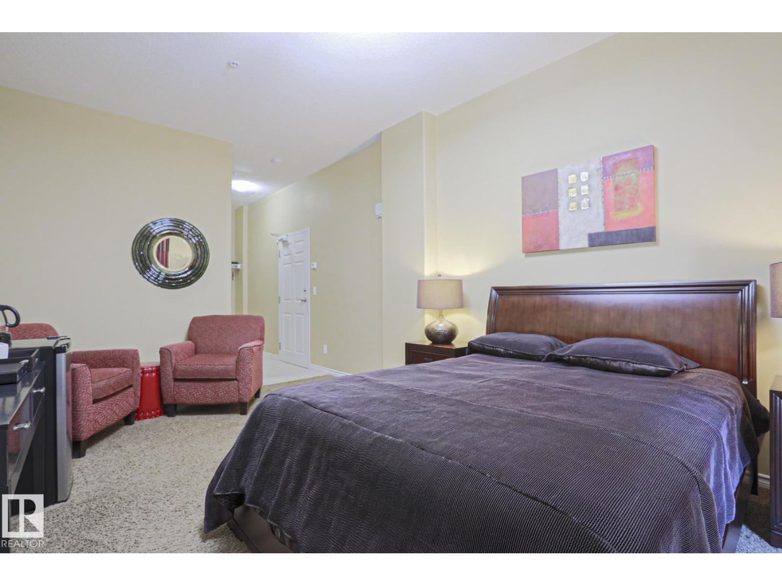 #703 10303 111 ST NW - 48