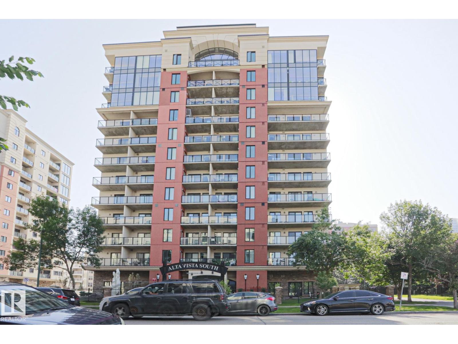 #703 10303 111 ST NW - 1