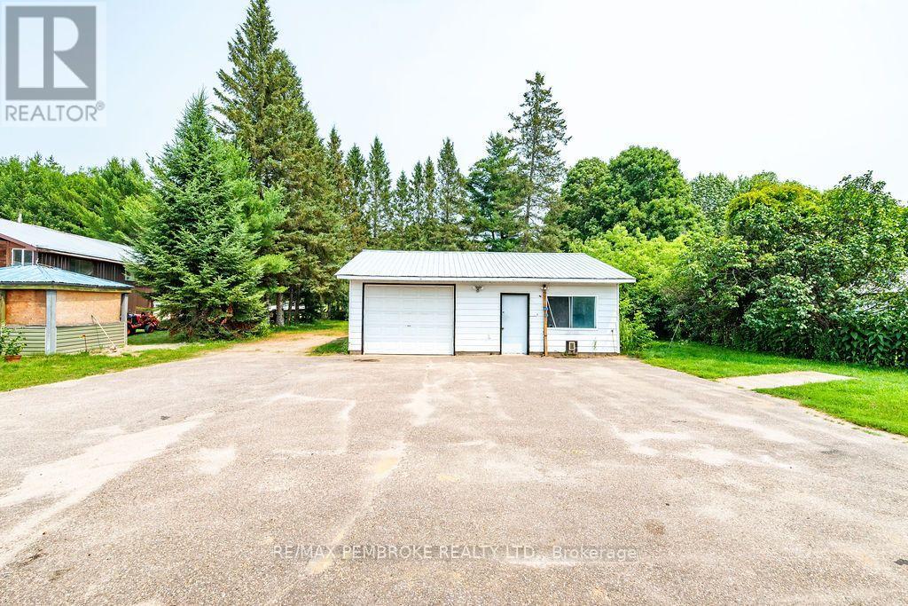 32560 HIGHWAY HIGHWAY - Image 40