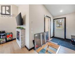 611 Union Street Unit# 1, New Denver, BC V0G1S0 Photo 24
