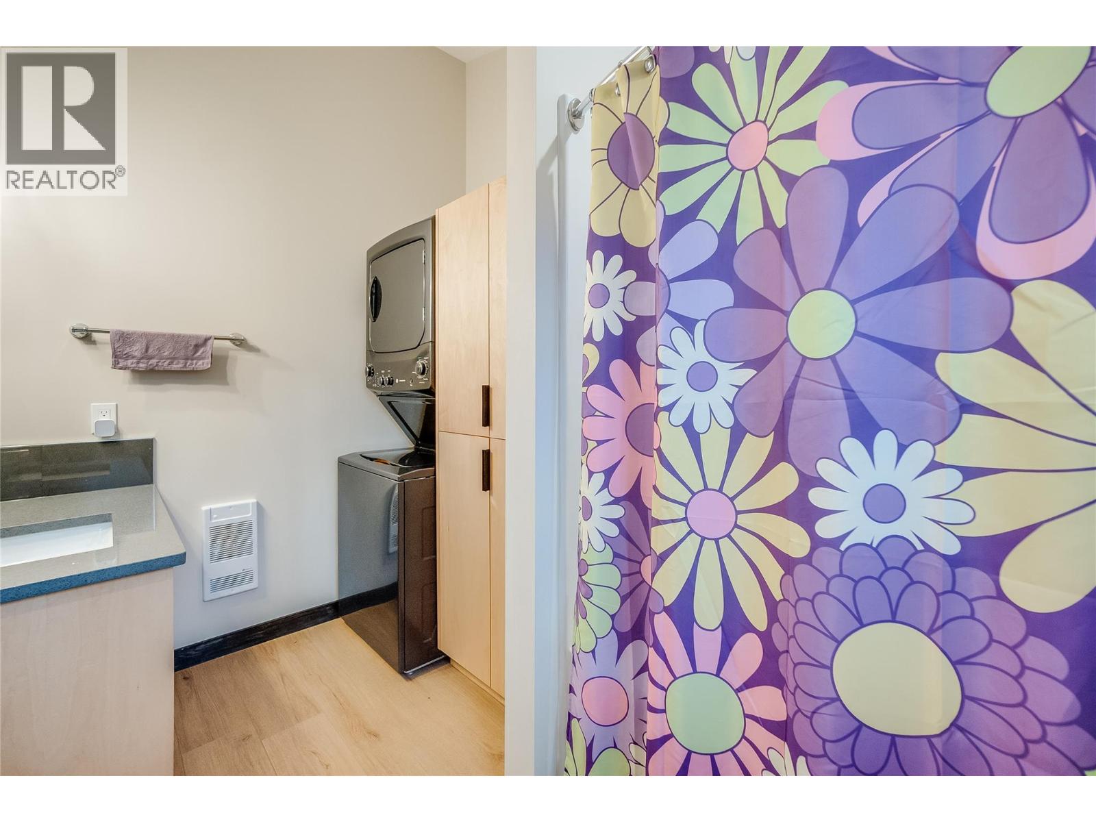 #1 611 Union Street - 21