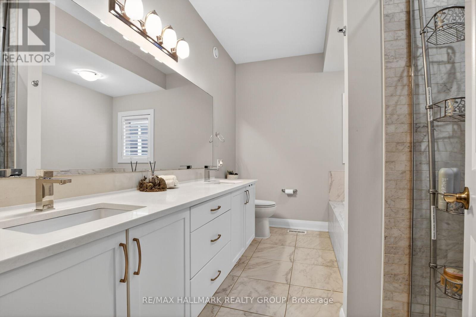 341 SERENADE CRESCENT - 17