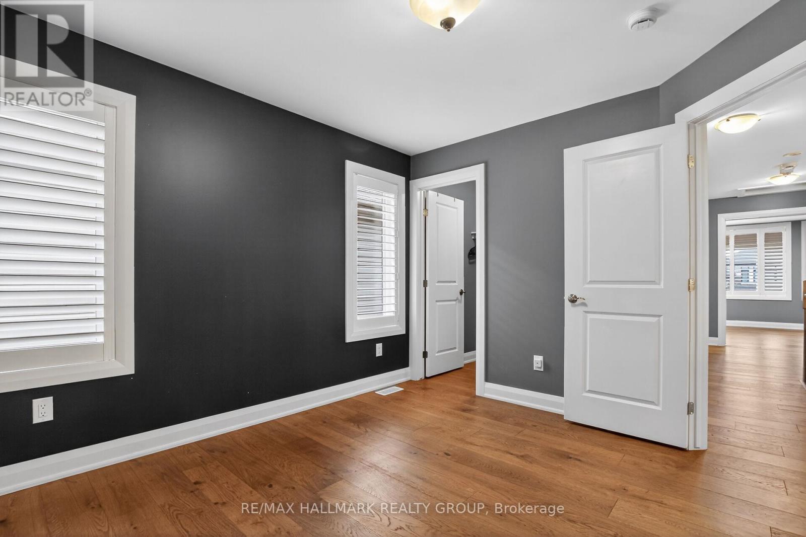 341 SERENADE CRESCENT - 25