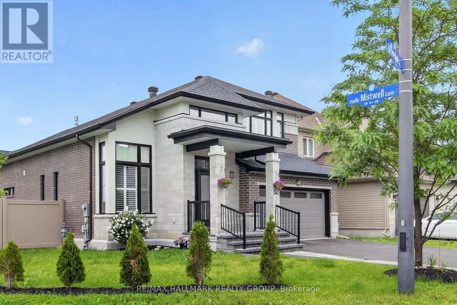 341 SERENADE CRESCENT - 3