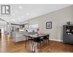 Foyer - 341 Serenade Crescent, Ottawa, ON K1X0B9 Photo 12