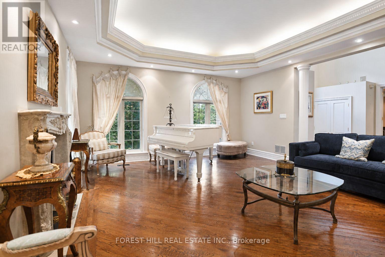 161 RENAISSANCE COURT - Image 10