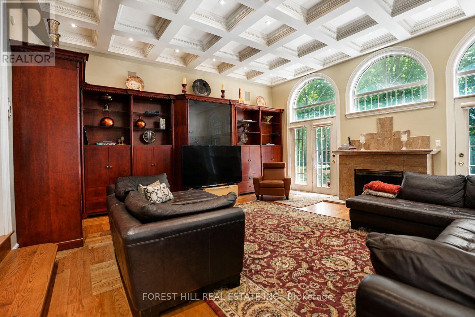 161 RENAISSANCE COURT - Image 20