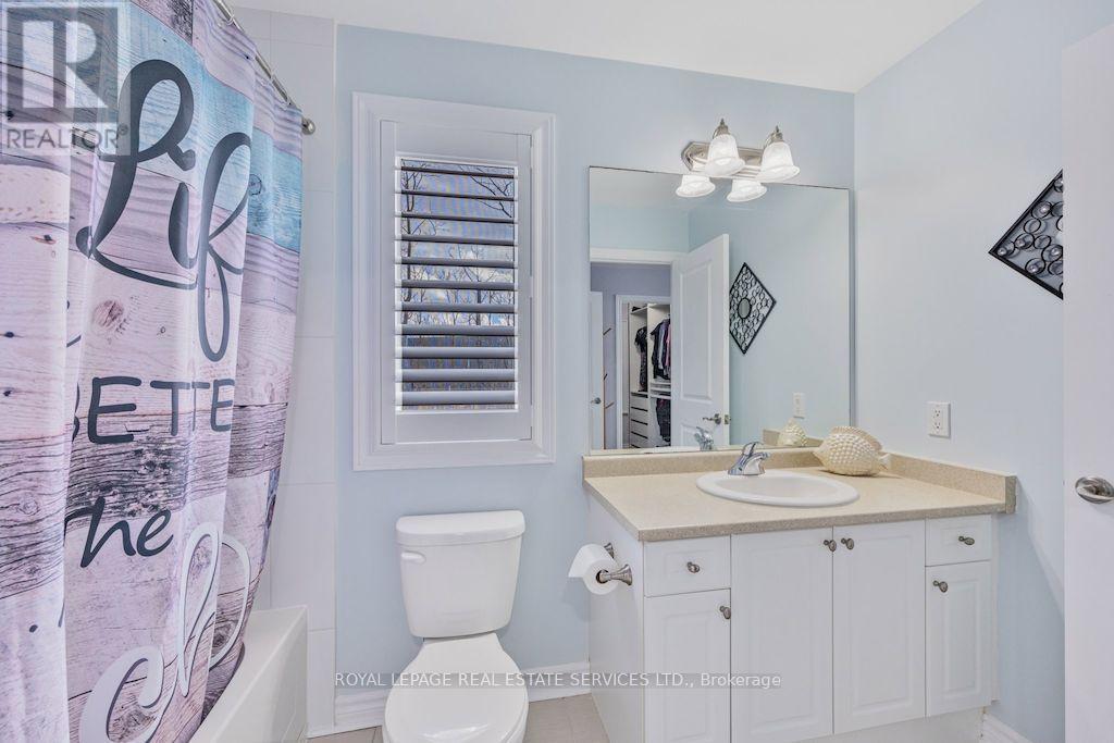 74 ROBERT STREET S - 16