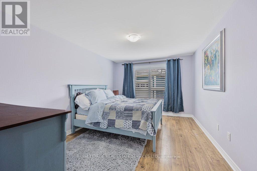 74 ROBERT STREET S - 14