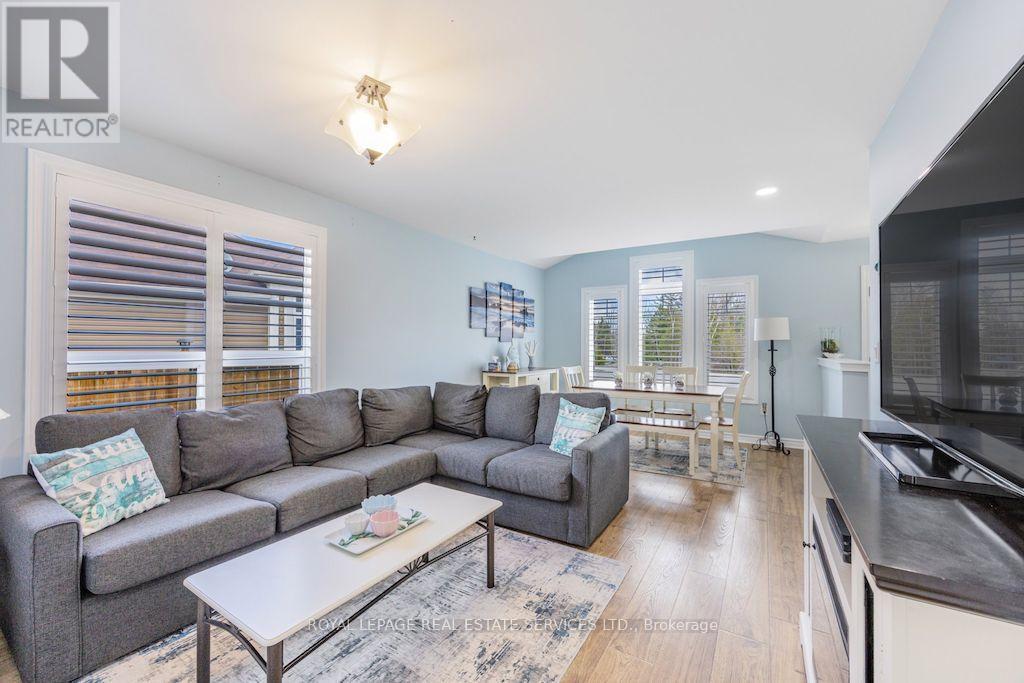 74 ROBERT STREET S - 19