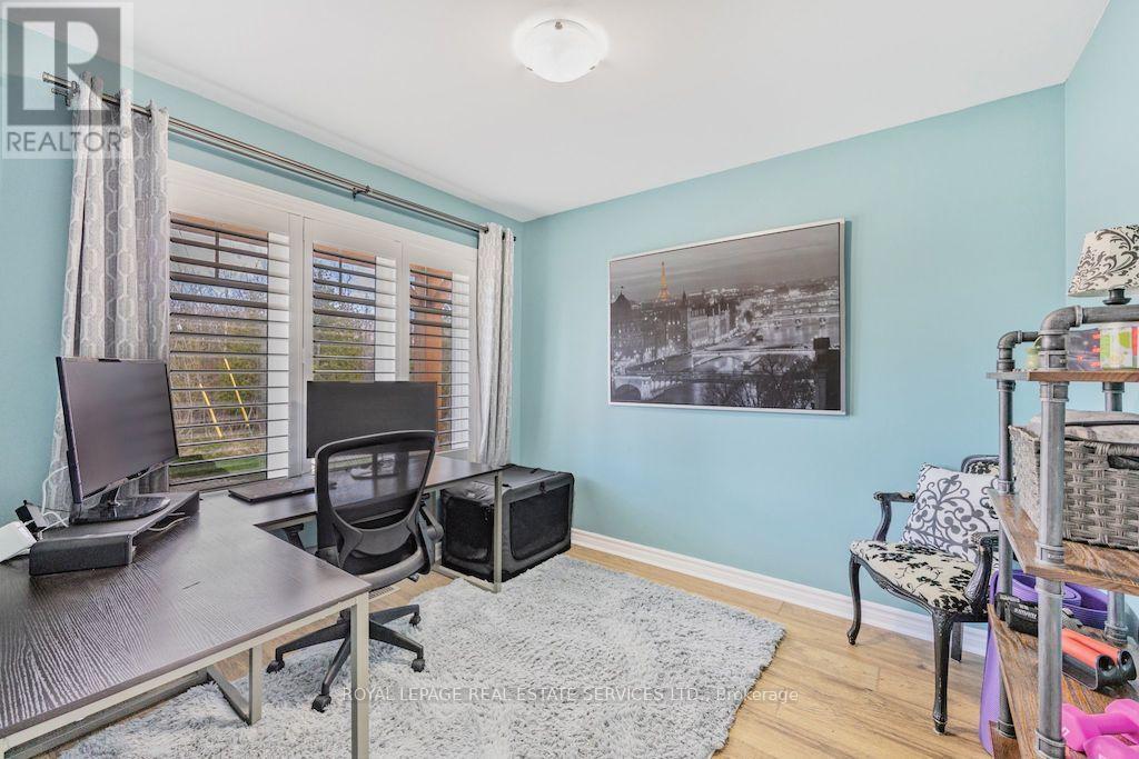 74 ROBERT STREET S - 20