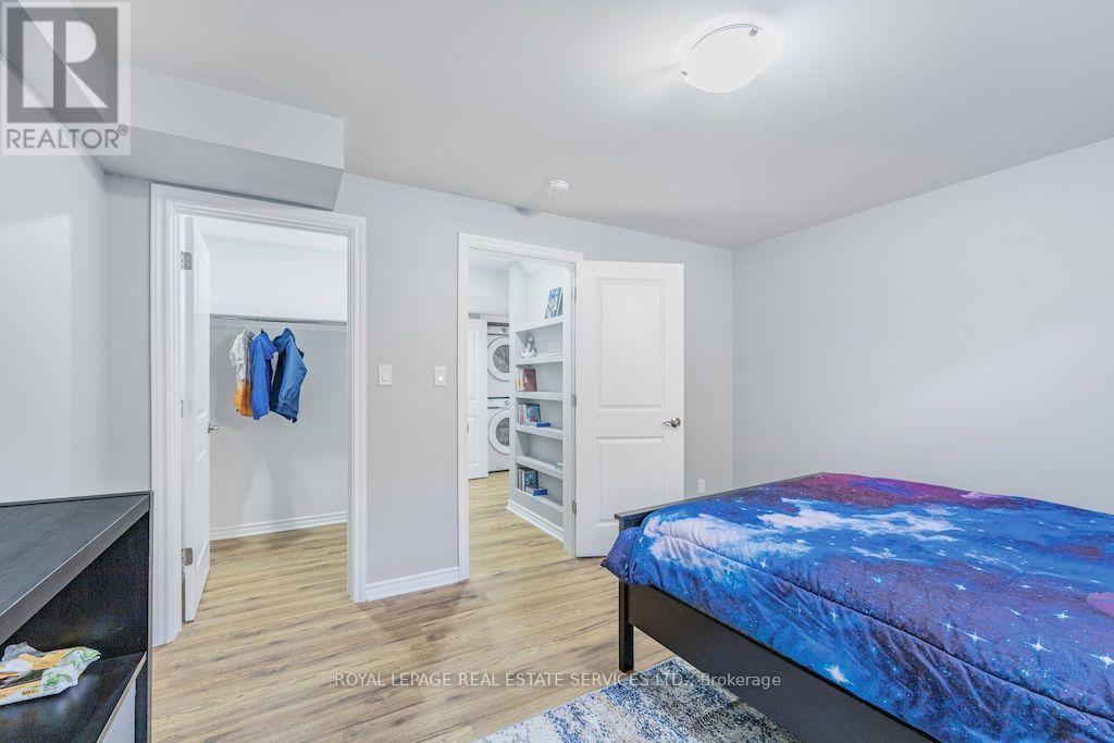 74 ROBERT STREET S - 28