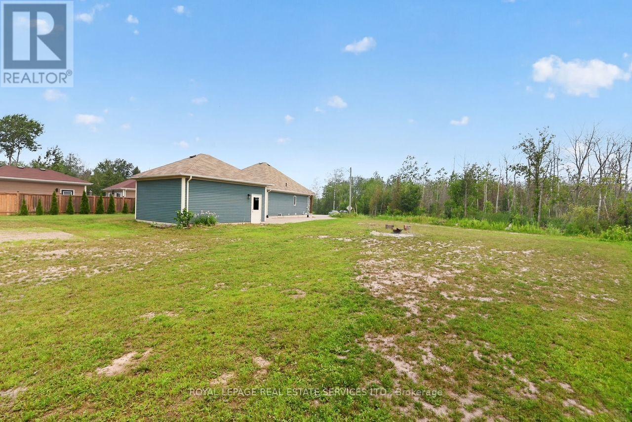 74 ROBERT STREET S - 33