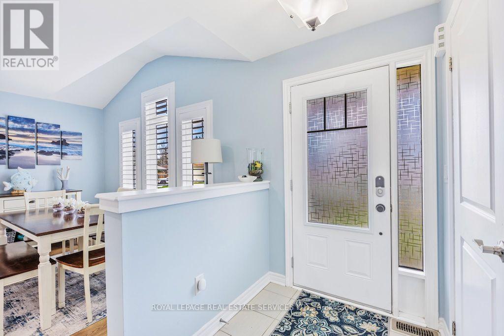 74 ROBERT STREET S - 6