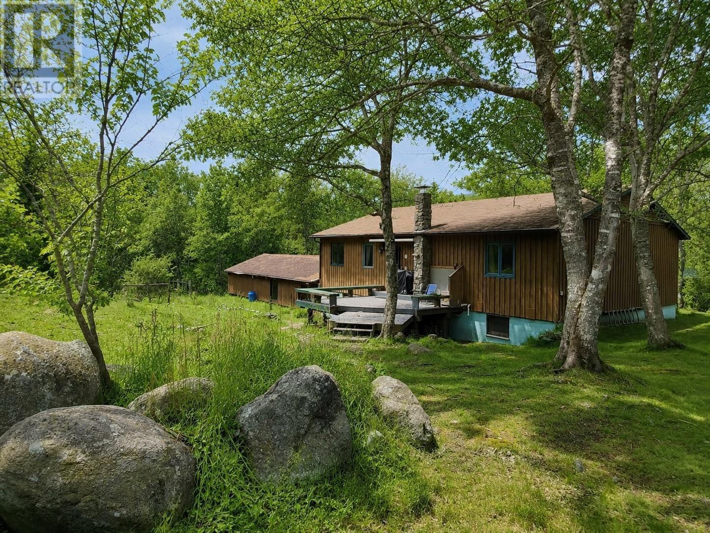 10 River Road - 30