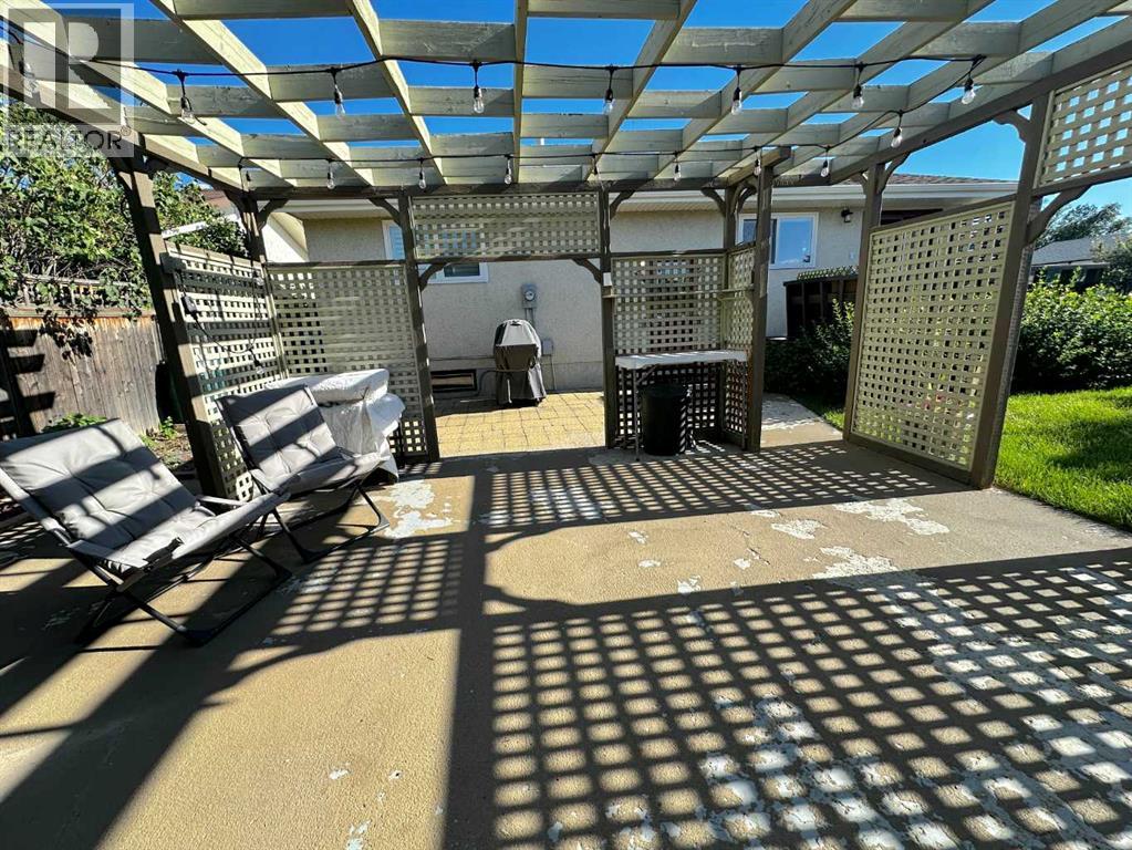129 Greenview Close N - Image 35