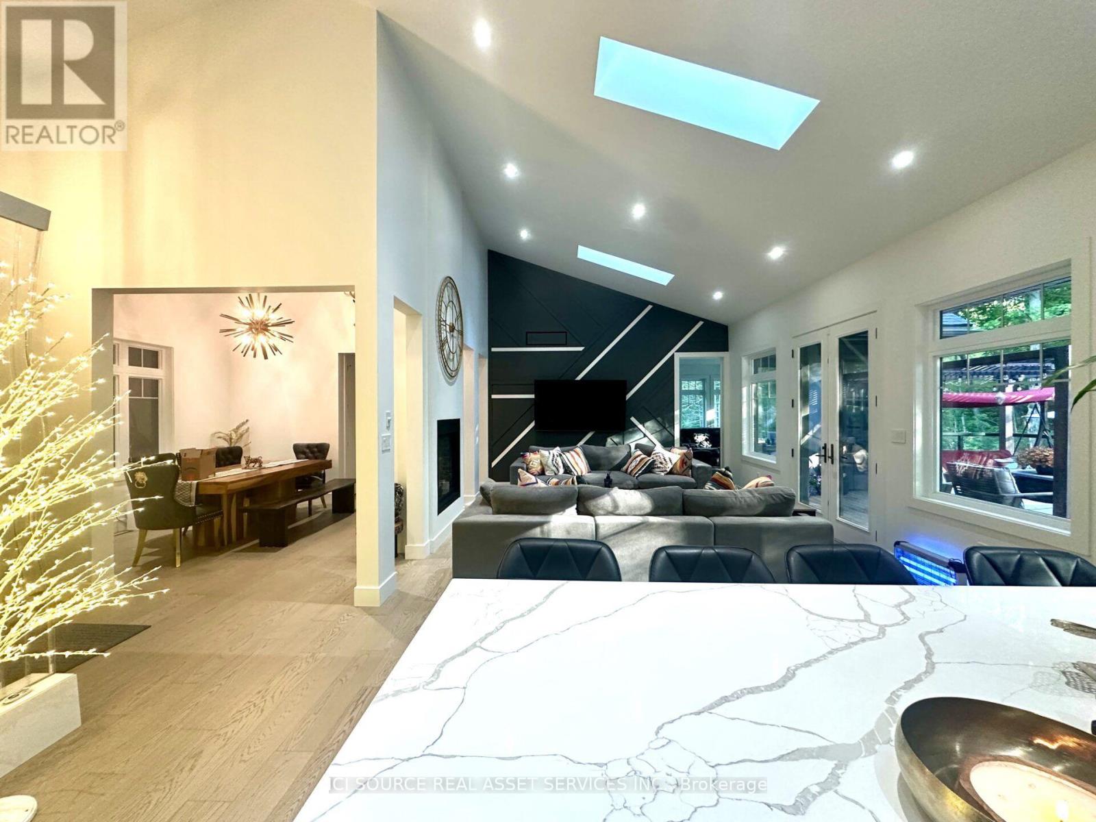 13 TIMBERRUN COURT - 13