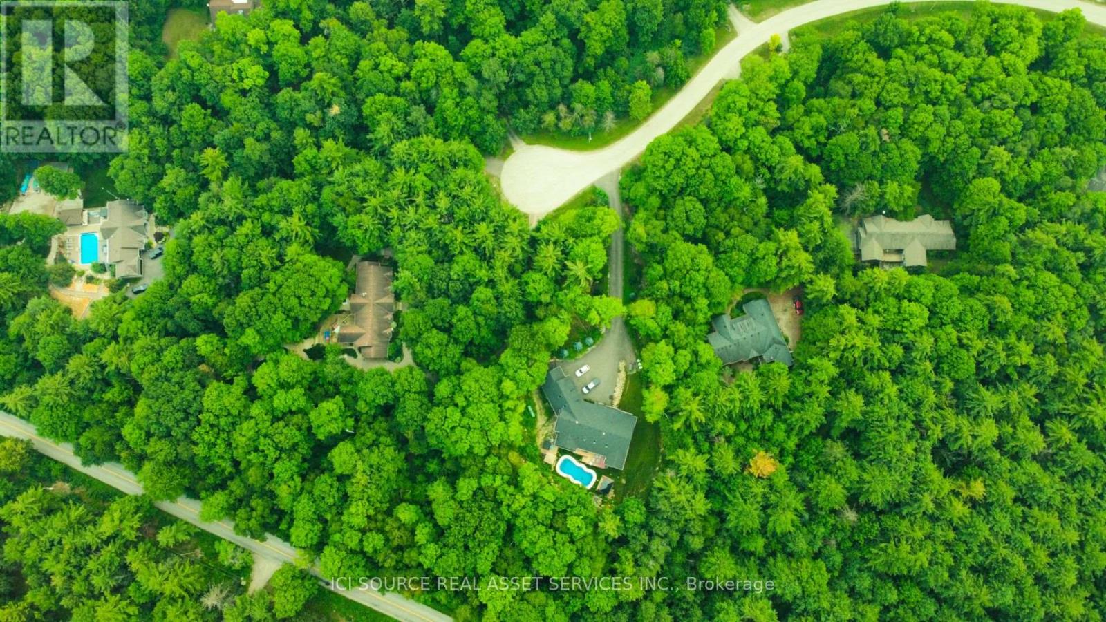 13 TIMBERRUN COURT - 5