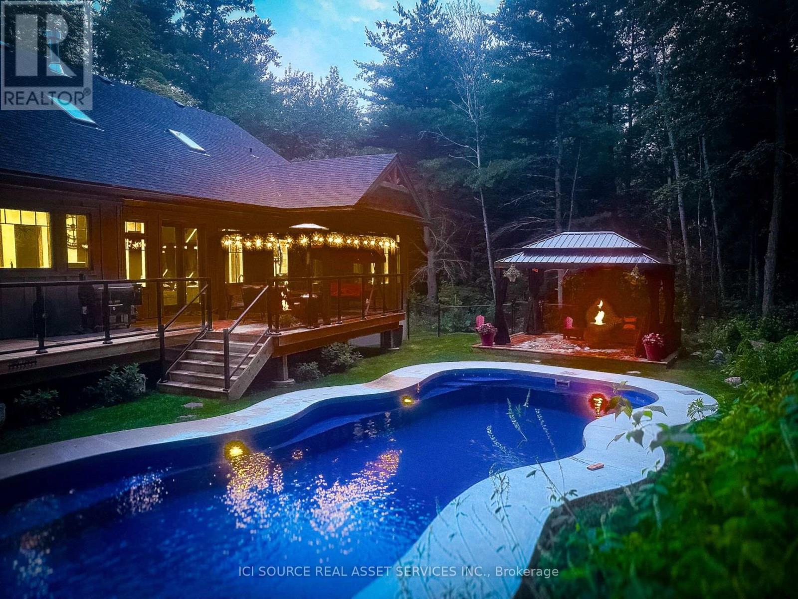13 TIMBERRUN COURT - 3
