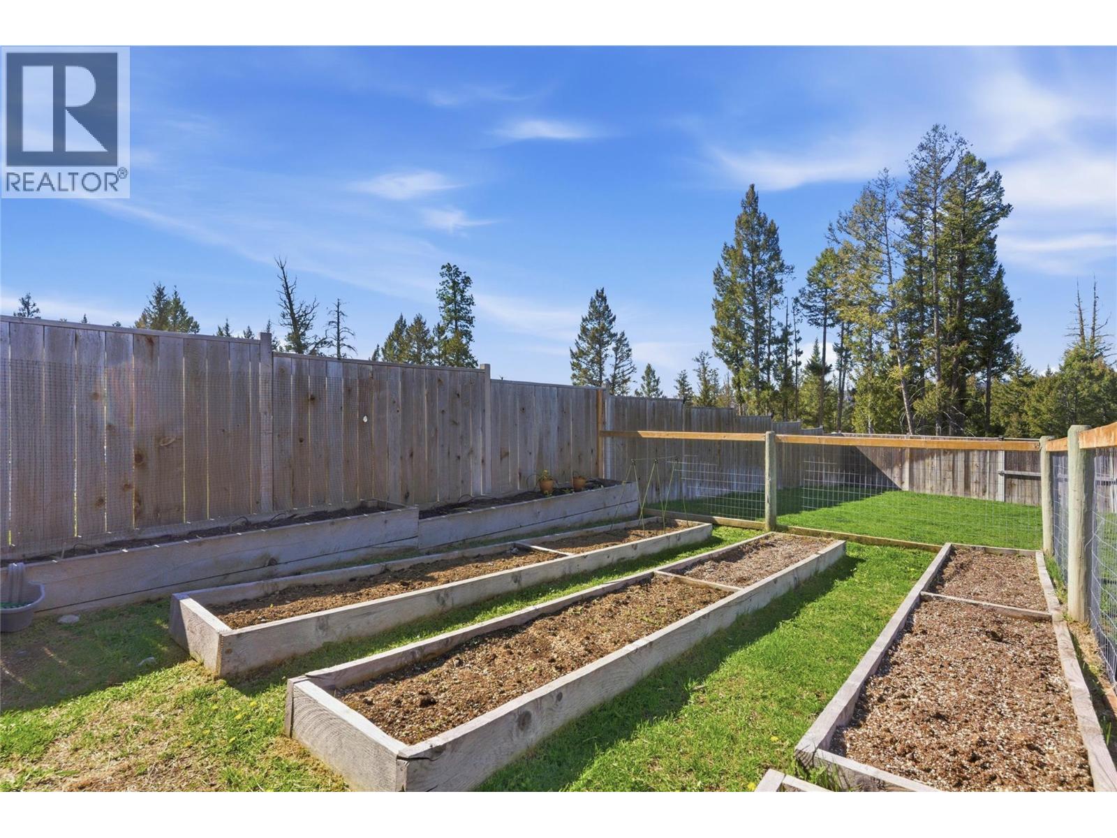 440 Daladon Drive, Logan Lake