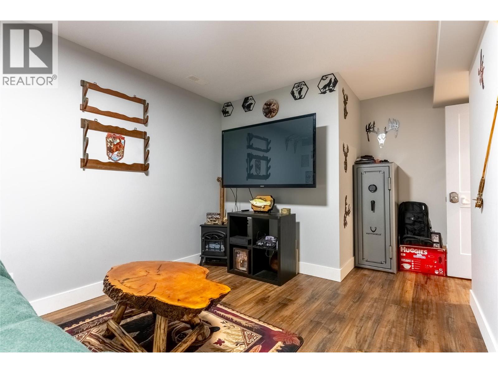 440 Daladon Drive, Logan Lake