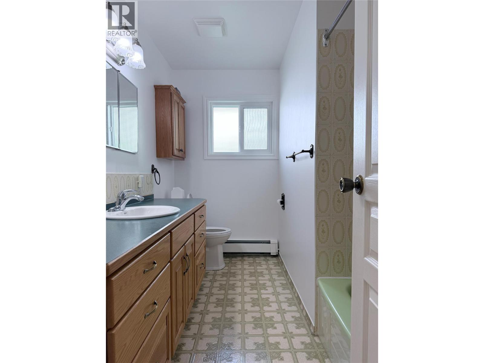 66 WALLINGER Avenue - 29